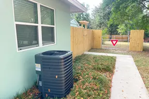 2094 Morven St, Chipley, FL 32428 - Photo 28