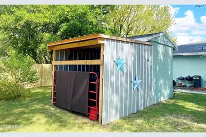 2094 Morven Street, Chipley, FL 32428 - Photo 30