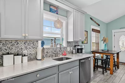 113 Ocean View Drive, Mexico Beach, FL 32410 - Photo 8