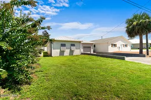 21504 Palm Ave, Panama City Beach, FL 32413 - Photo 2