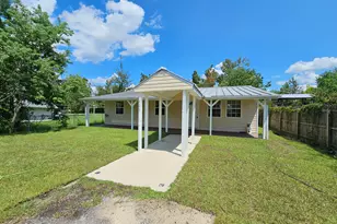 609 Virginia Ave, Lynn Haven, FL 32444 - Photo 2