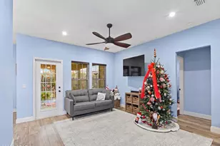 1008 E 10th St, Lynn Haven, FL 32444 - Photo 12