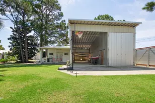 7425 S Lagoon Dr, Panama City, FL 32408 - Photo 38