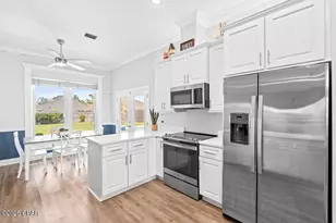 2501 Parkwood Dr, Panama City, FL 32405 - Photo 12