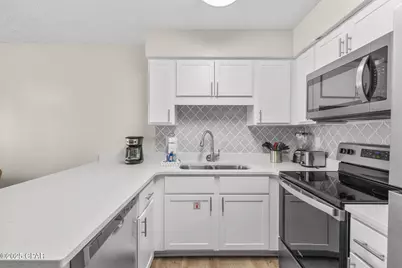 17670 Front Beach Road #H5, Panama City Beach, FL 32413 - Photo 10