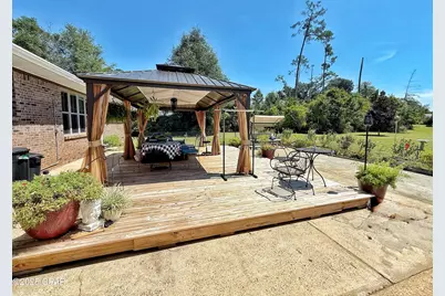 3380 Caverns Road, Marianna, FL 32446 - Photo 8