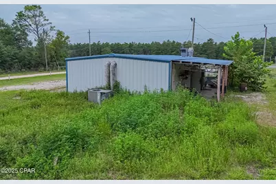 13712 Highway 77, Southport, FL 32409 - Photo 32