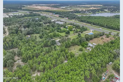 13712 Highway 77, Southport, FL 32409 - Photo 30