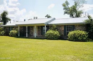 4908 Davis Dr, Marianna, FL 32446 - Photo 2