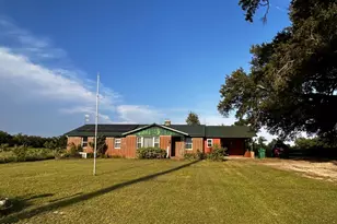 4170 Wintergreen Rd, Greenwood, FL 32443 - Photo 1