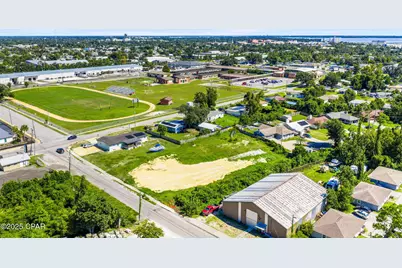 697 W 13th Street, Panama City, FL 32401 - Photo 8