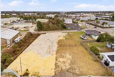 697 W 13th Street, Panama City, FL 32401 - Photo 22