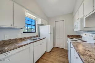 2910 Treasure Cir, Panama City, FL 32408 - Photo 20