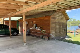 2678 Linda Ln, Alford, FL 32420 - Photo 6