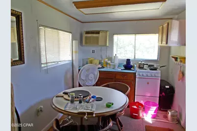 7970 Johns Drive, Sneads, FL 32460 - Photo 10