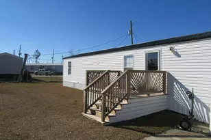 4512 Carla Ln, Panama City, FL 32405 - Photo 2