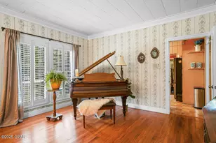 110 W Michigan Ave, Bonifay, FL 32425 - Photo 6