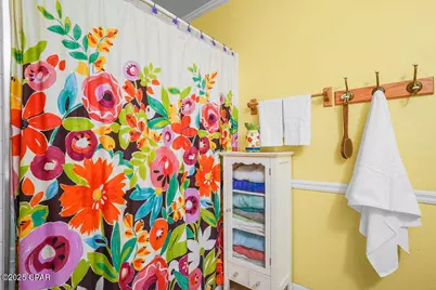 110 W Michigan Avenue, Bonifay, FL 32425 - Photo 12