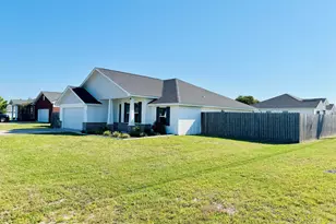 425 Shadecrest Dr, Panama City, FL 32404 - Photo 4