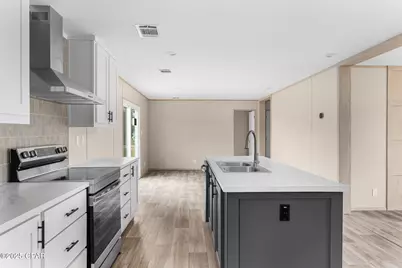 6420 Oakenshaw Dr Drive, Youngstown, FL 32466 - Photo 10