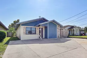 2423 Minnesota Ave, Lynn Haven, FL 32444 - Photo 2