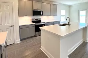 211 Lake Merial Blvd, Panama City, FL 32409 - Photo 2