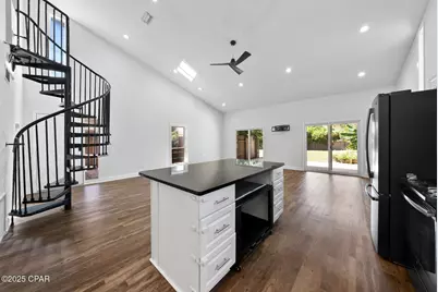 1016 W 12th Street, Panama City, FL 32401 - Photo 10