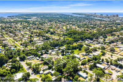 8422 Terrell Street, Panama City Beach, FL 32408 - Photo 12