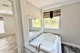 1818 Kaham Ln, Grand Ridge, FL 32442 - Photo 18