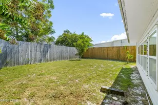500 Pinetree Dr, Panama City Beach, FL 32413 - Photo 24