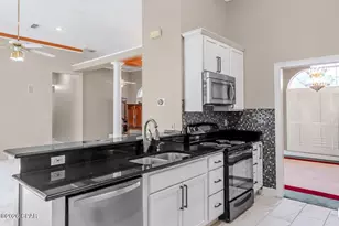 5239 Oak Dr, Marianna, FL 32446 - Photo 16