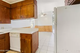 540 4th St, Chipley, FL 32428 - Photo 4