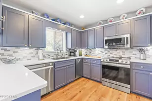 2691 Marian Dr, Bonifay, FL 32425 - Photo 12