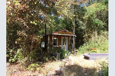 1414 Highway 2, Graceville, FL 32440 - Photo 18