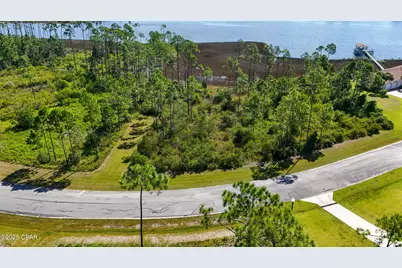 709 Island Court, Panama City, FL 32404 - Photo 10