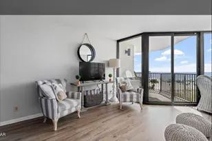 9850 S Thomas Dr, Panama City Beach, FL 32408 - Photo 2