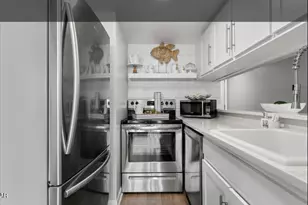 9850 S Thomas Dr, Panama City Beach, FL 32408 - Photo 8