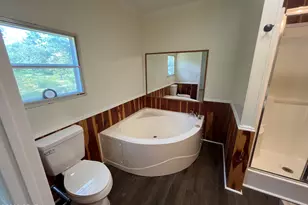 3731 Bull Run Ln Ln, Marianna, FL 32446 - Photo 18