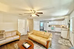 6589 Grand Oak Loop, Grand Ridge, FL 32442 - Photo 6