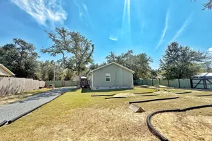 6589 Grand Oak Loop, Grand Ridge, FL 32442 - Photo 28