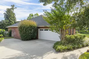 3262 Country Club Dr, Lynn Haven, FL 32444 - Photo 4