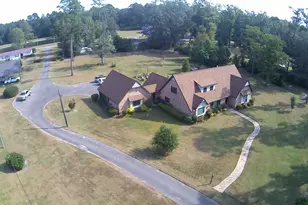 1154 10th Ave, Graceville, FL 32440 - Photo 2