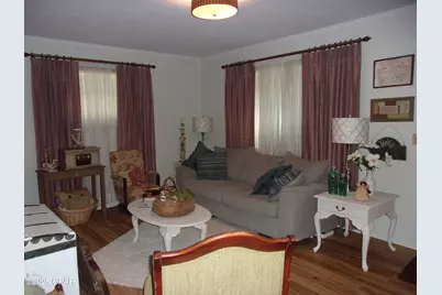 703 S Weeks Street, Bonifay, FL 32425 - Photo 10