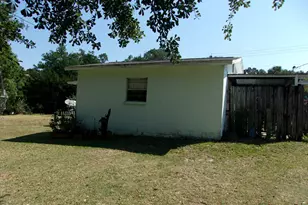 703 S Weeks St, Bonifay, FL 32425 - Photo 38