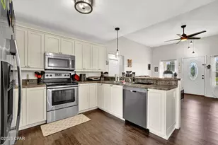 2733 Wakulla Ave, Panama City, FL 32405 - Photo 12