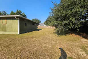 711 Heavener Ln, Southport, FL 32409 - Photo 16