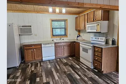 711 Heavener Lane, Southport, FL 32409 - Photo 4