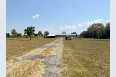 2660 Highway 69, Grand Ridge, FL 32442 - Photo 2