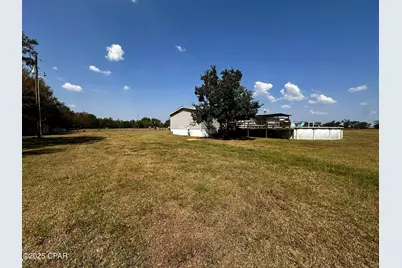 2660 Highway 69, Grand Ridge, FL 32442 - Photo 10