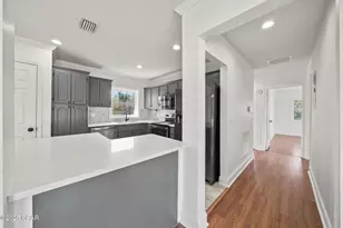 900 E 2nd Pl, Panama City, FL 32401 - Photo 10